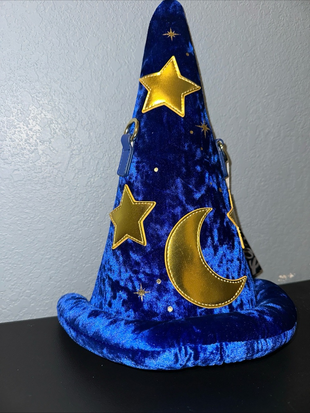 Loungefly Disney Fantasia Mickey Mouse Sorcerer Hat Figural Crossbody Bag New - Picture 2 of 8